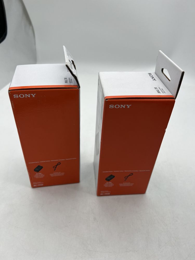 Sony BC-TRW - Incarcator original pentru acumulatori NP-FW50 sigilate