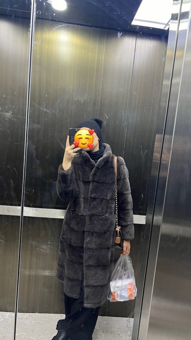 Продаю норковую шубу 44-46 размер