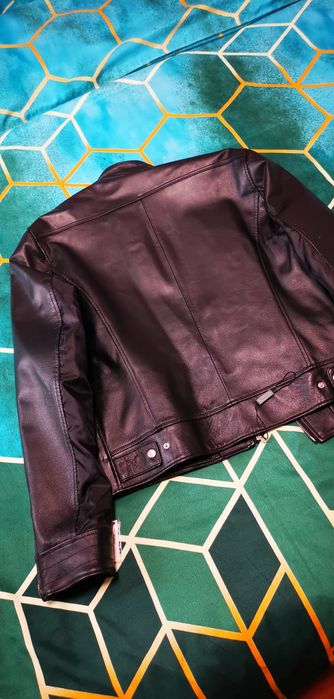 Geaca piele Bata nouă cu etichetă