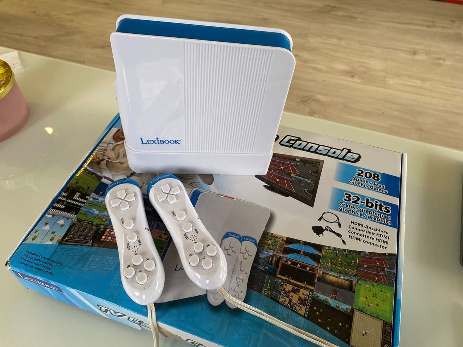 Конзола Lexibook с 208 игри