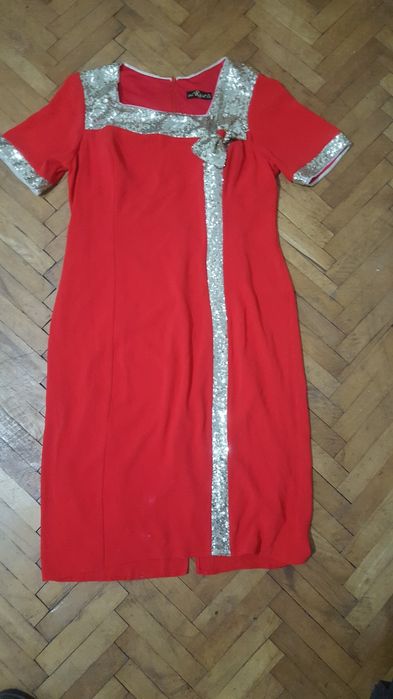 Rochie rosie odrica abiye marimea 44 / L