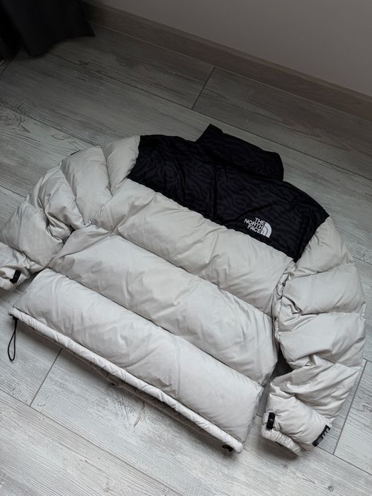 Мъжко! Чисто ново оригинално пухено The North Face Nuptse tiger 700