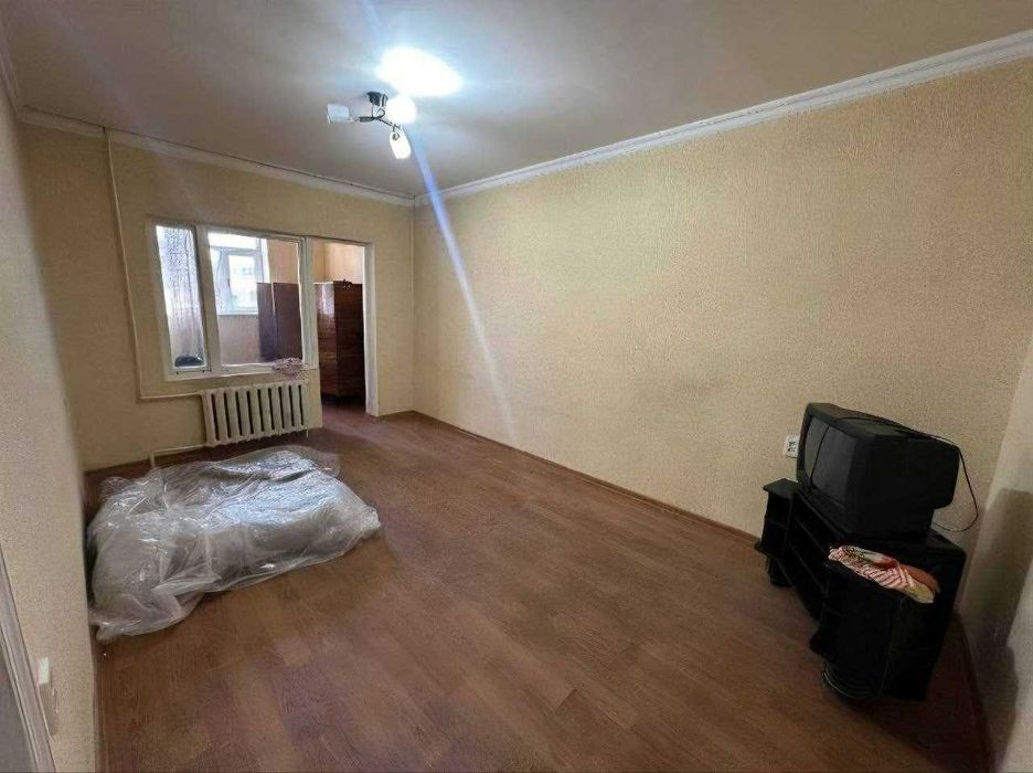 Продам 1в2/1/5 Бал2х6 Ахмад Югнакий №Г142