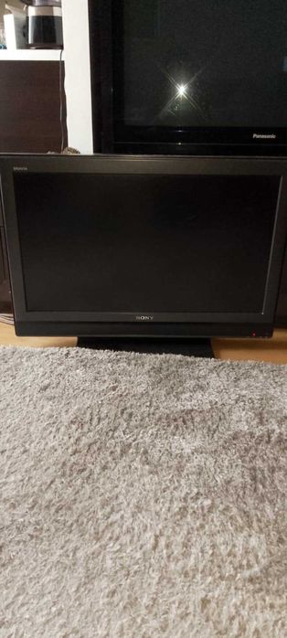 Телевизор Sony model KDL-32U3000q, без забележки, дистанционно