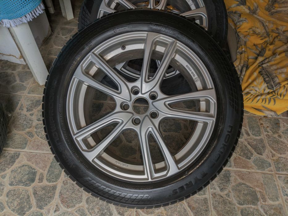 Jante GMP + anvelope Nokian iarnă 5x108 ET45 R18