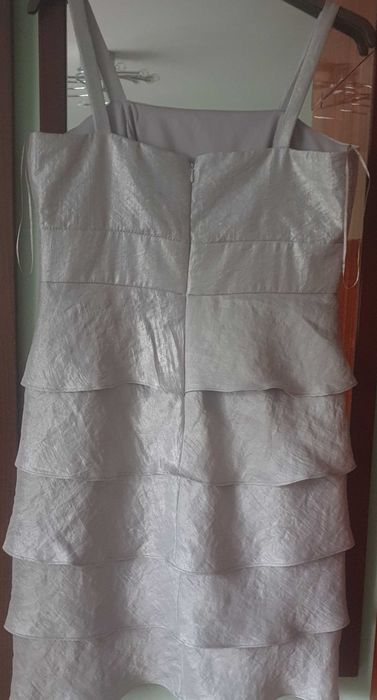 Vind rochie de ocazie nouă