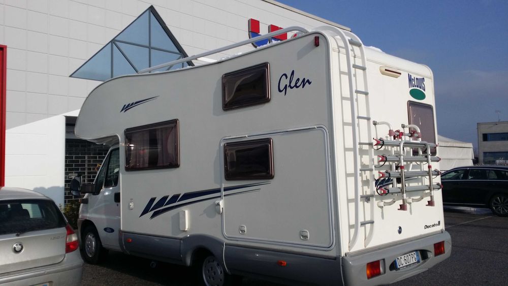 Vând Autorulota MC Louis /Fiat ducato 2.3 jtd 2006,6 locuri de dormit