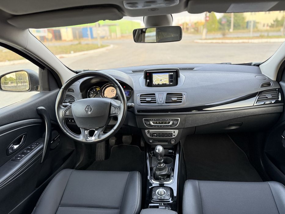 Renault Megane 3 Bose , 1.5 dci 110 cp , 2013 , Carte Service !!!