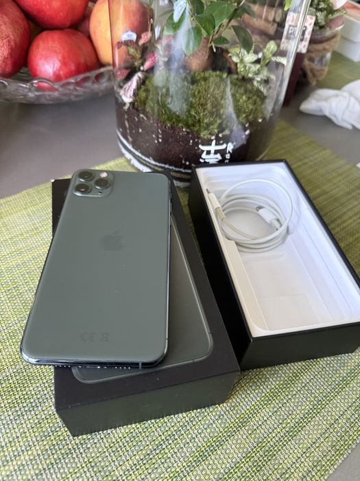 Apple iPhone 11 Pro 256GB Matte Midnight Green