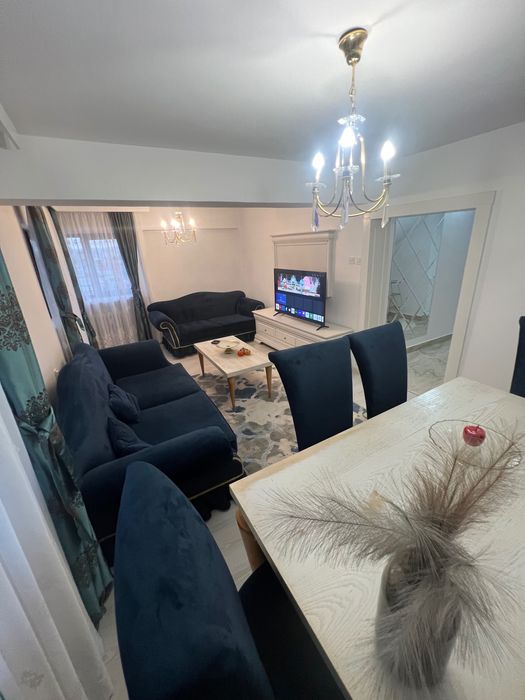 Proprieter vand penthouse ultracentral pe 2 nivele cu scara interioara