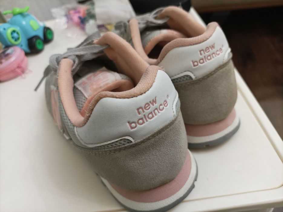 Красовка New balance ровно 37 орегинал, без дефектов как новая