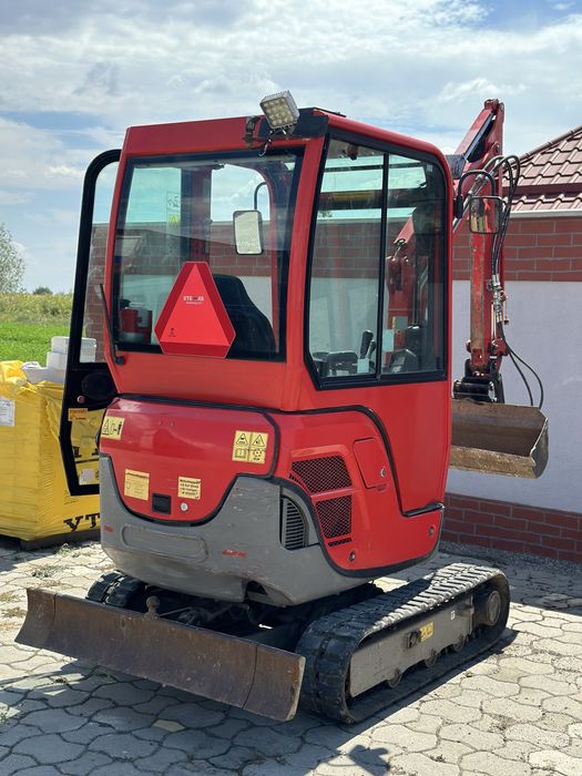 Miniexcavator Yanmar SV18