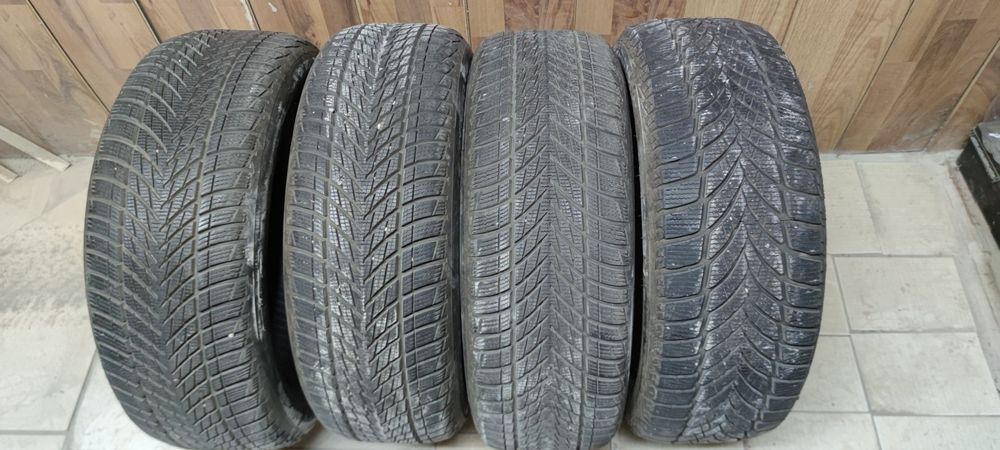 Зимни гуми Good Year 215/55/17
