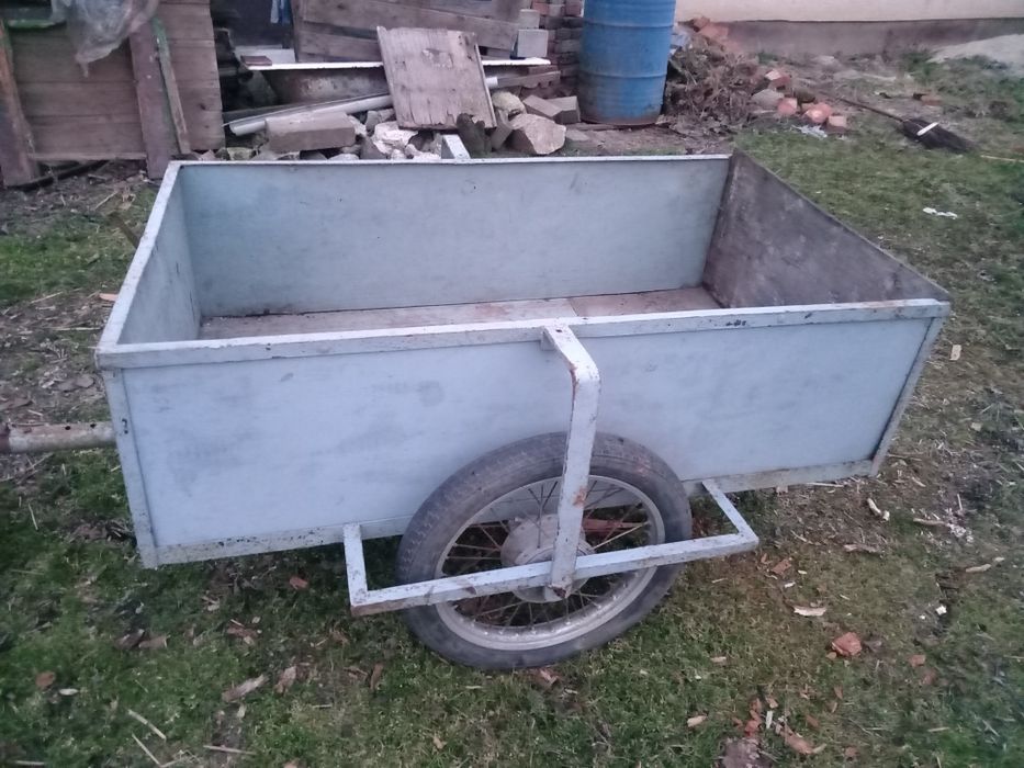 Remorcă după motocultor motosapă sau atv.