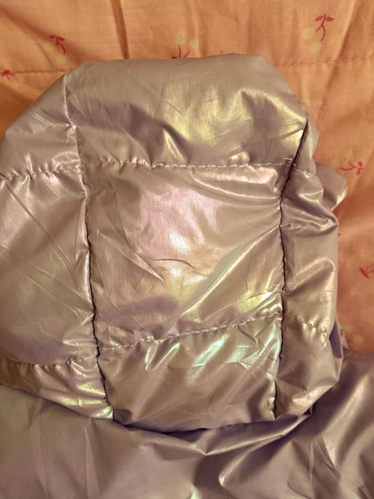 Продаю куртки 4-6 лет. Состояние хорошее.