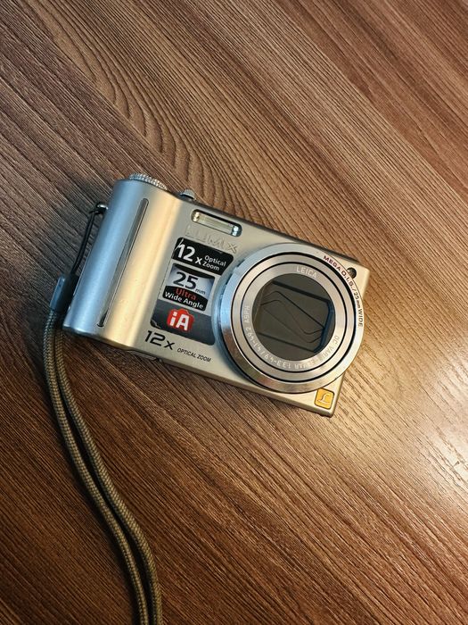 Цифровой фотоаппарат Panasonic LUMIX DMC-tz6