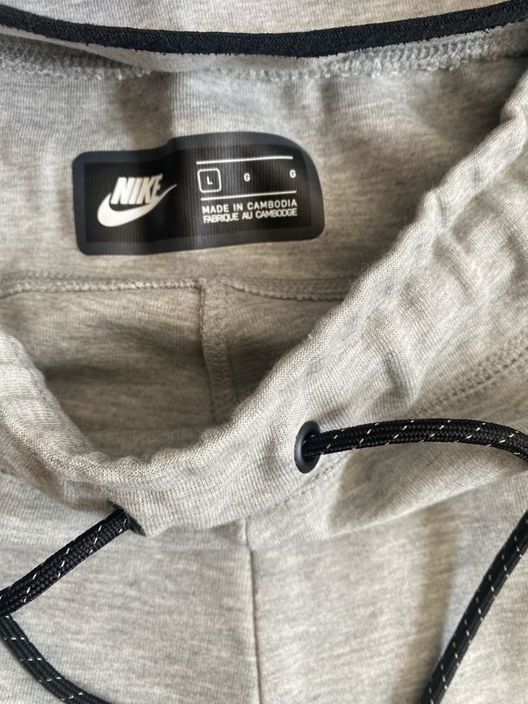 Nike Tech Fleece екип