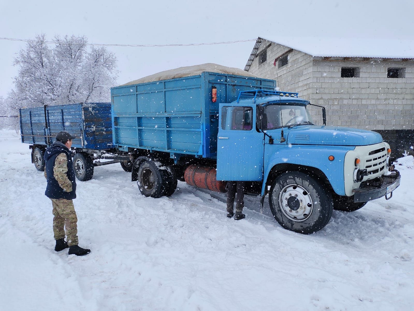 Услуги зила с прицепом