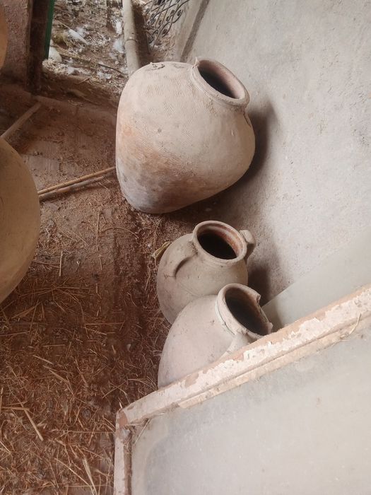 Xum kamida 90 yillik sotiladi butun yaxshi saqlangan
