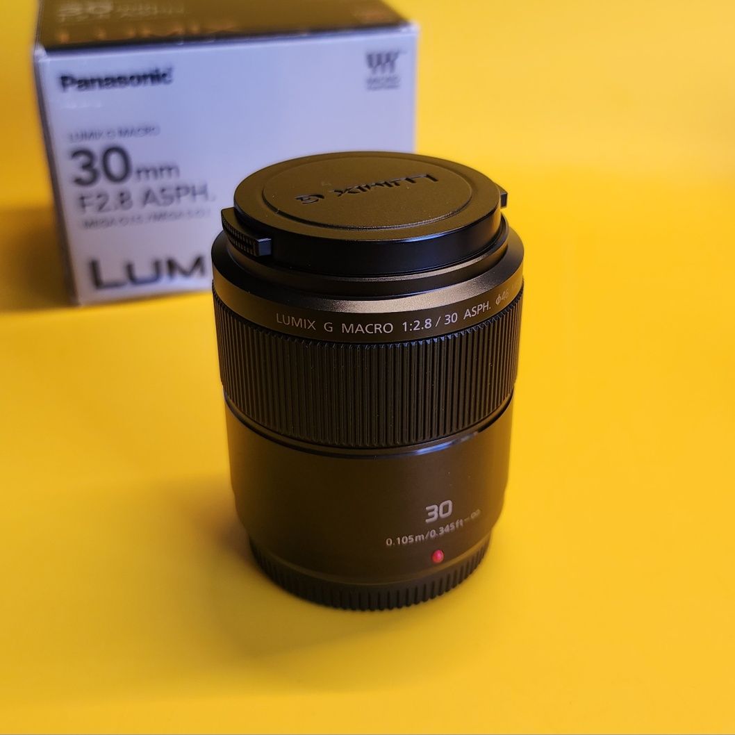 Panasonic G9 + 3 obiective, cage, adaptoare etc