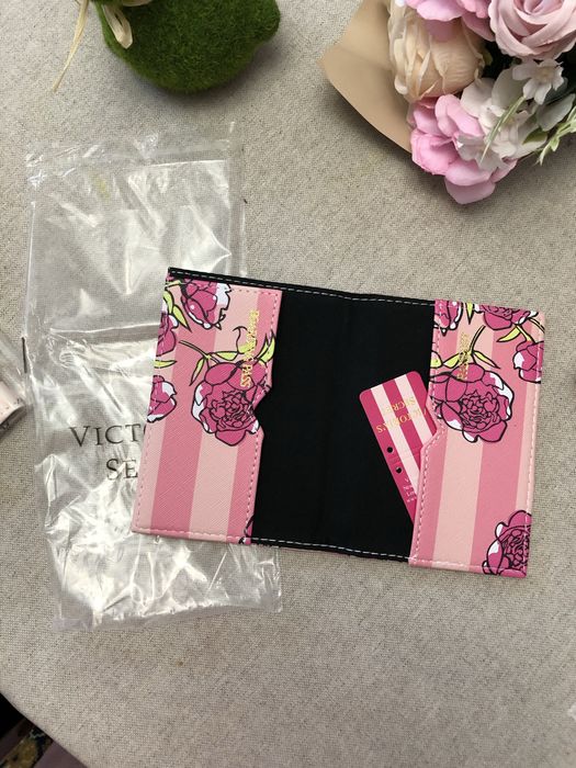 Калъф за паспорт VS