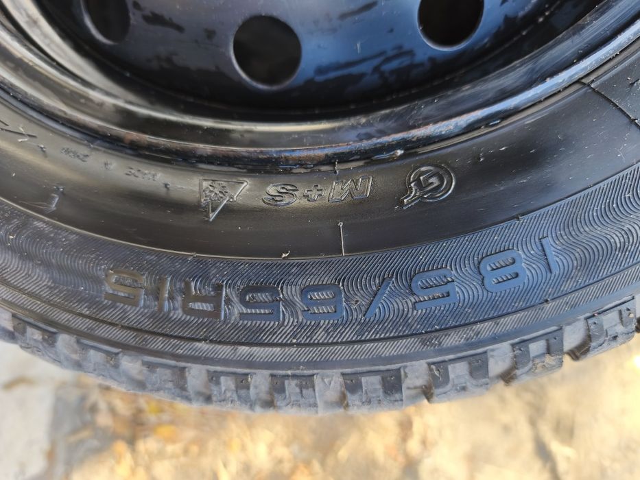 Шины с дисками комплект