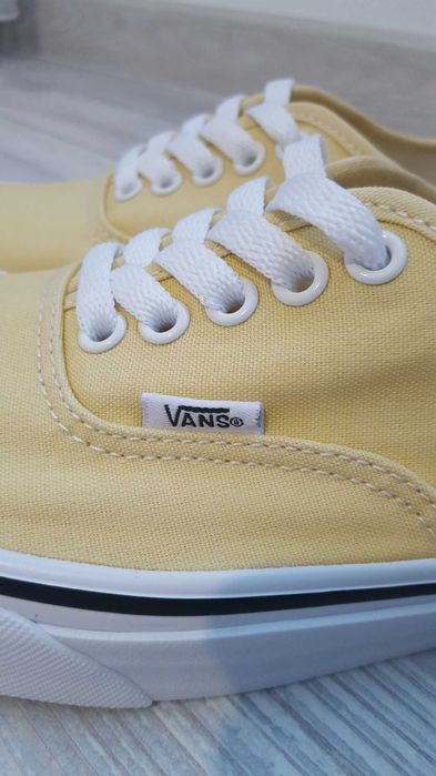 Нови жълти гуменки VANS unisex EUR40,5