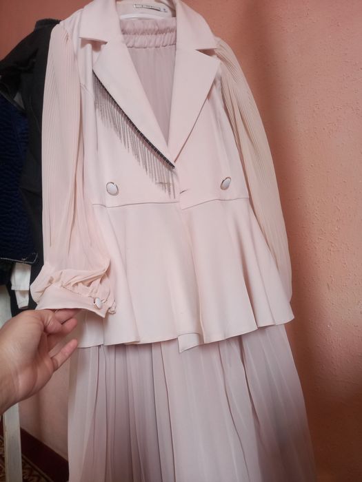 Naryadniy kastyum yubka