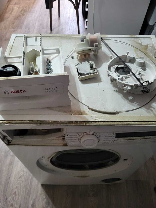 Продам на запчасти стиральные машины Zanussi FE 925N, BOSCH