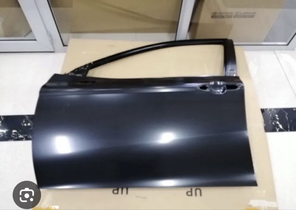 Продам дверь на камри 75 оригинал