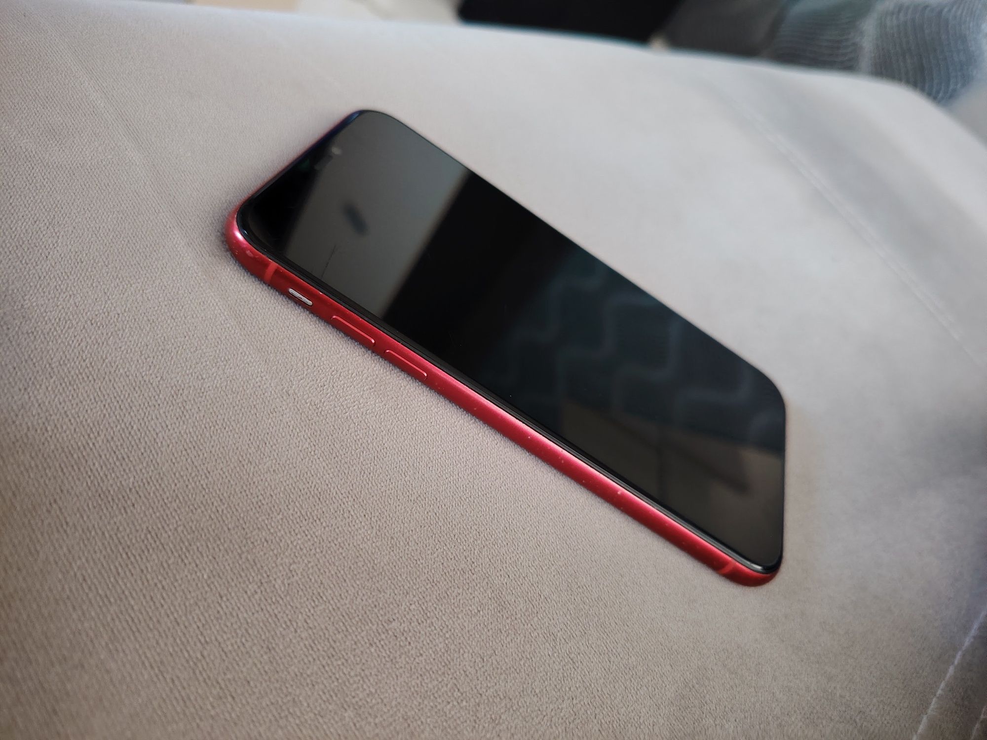 IPhone 11 Red 64GB