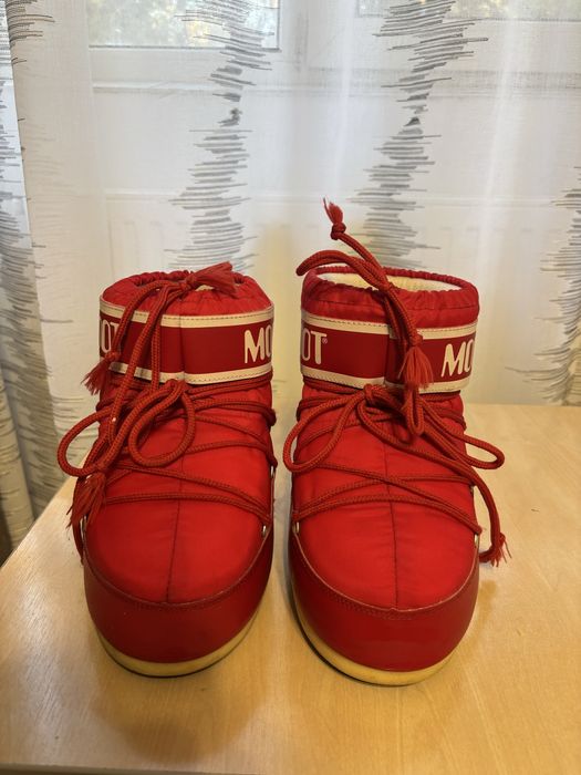 Moon boot rosii marimea 36/38