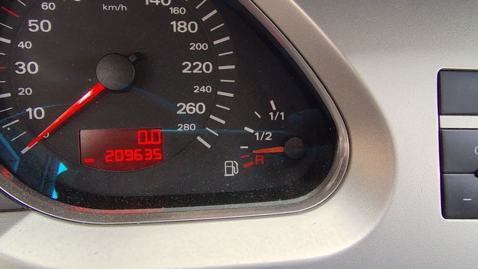Продава се Audi A6 3.0 tdi