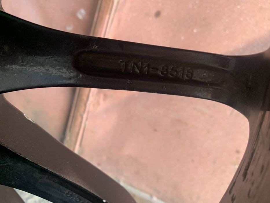 Vând jante Tomson TN1 pe 18, 5x112 8.5J cu ET39