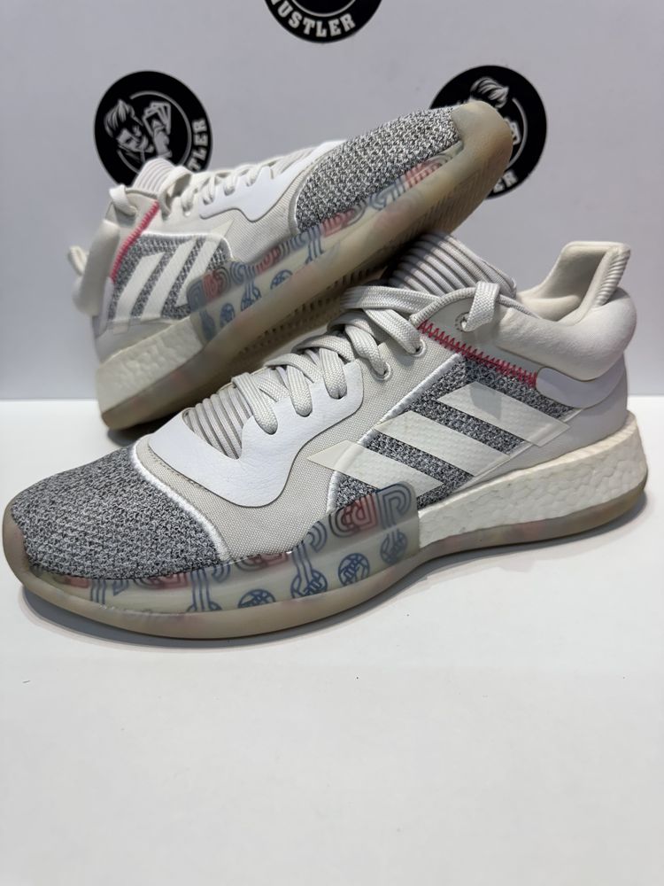Маратонки ADIDAS MARQUEE BOOST .Номер 44
