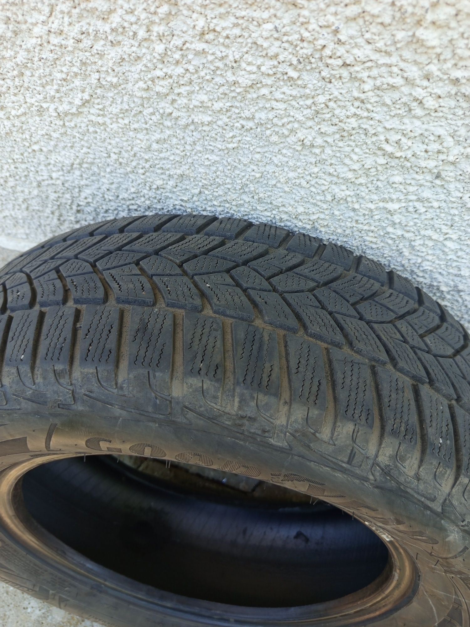 Зимни гуми GoodYear 16