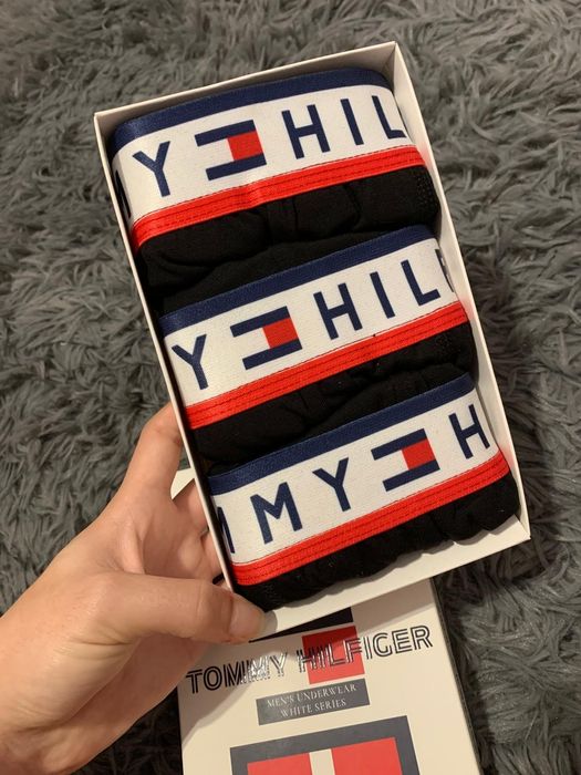 Boxeri Bărbați Tommy Hilfiger - Ofertă - 80 RON