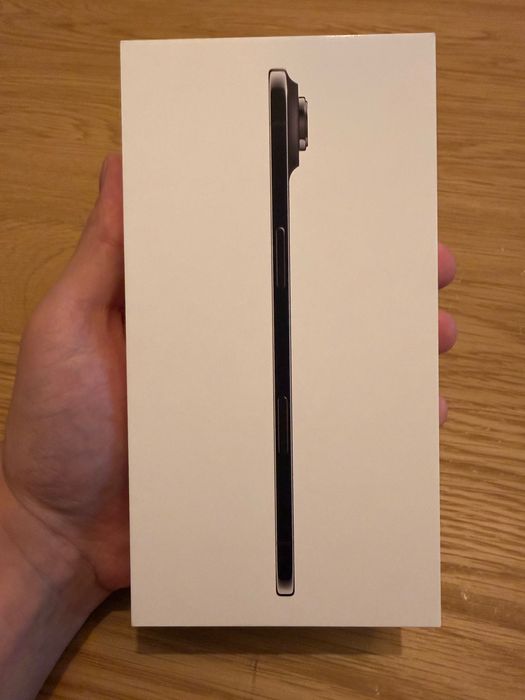 iPhone Air, Space Black, 256GB