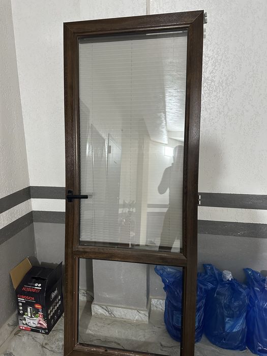 Продается дверь!