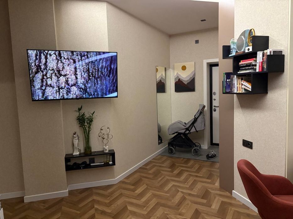 2-комнатная квартира 50м2 с панорамными окнами рядом метро Буюк Ипак Ю