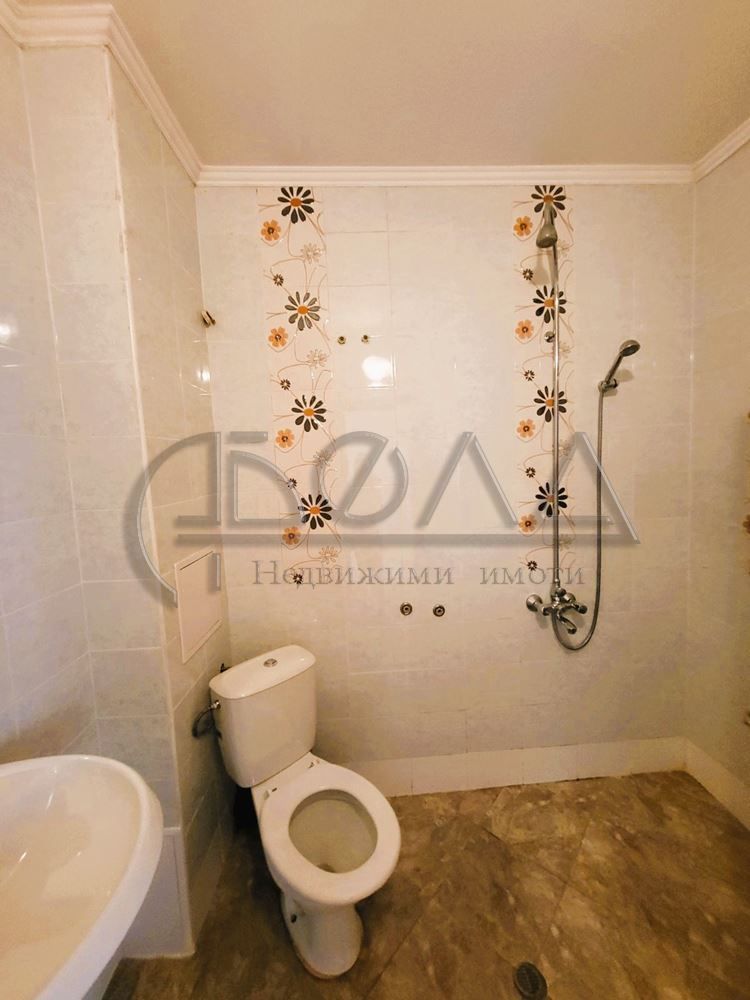 Дава се под наем Тристаен апартамент в София, Лагера - 96 кв.м за 550 € - Снимка #11