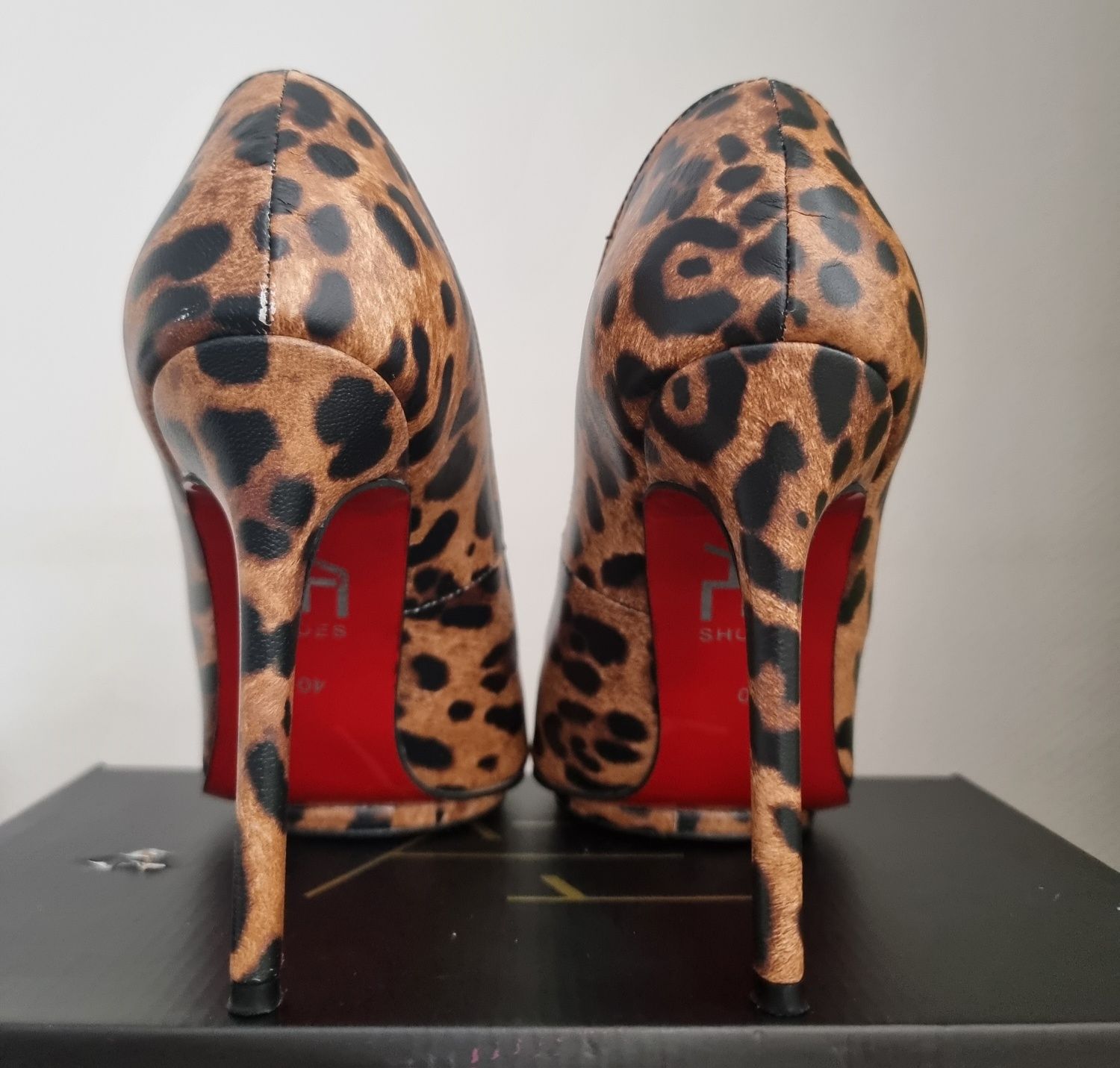 Pantofi stiletto piele leopard AE Shoes