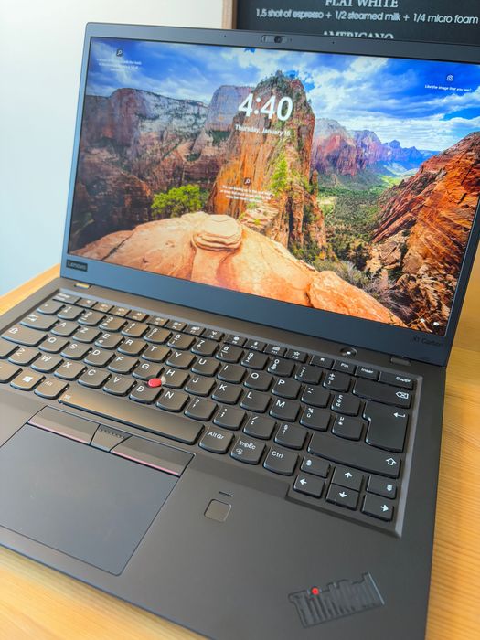 Lenovo X1 Carbon