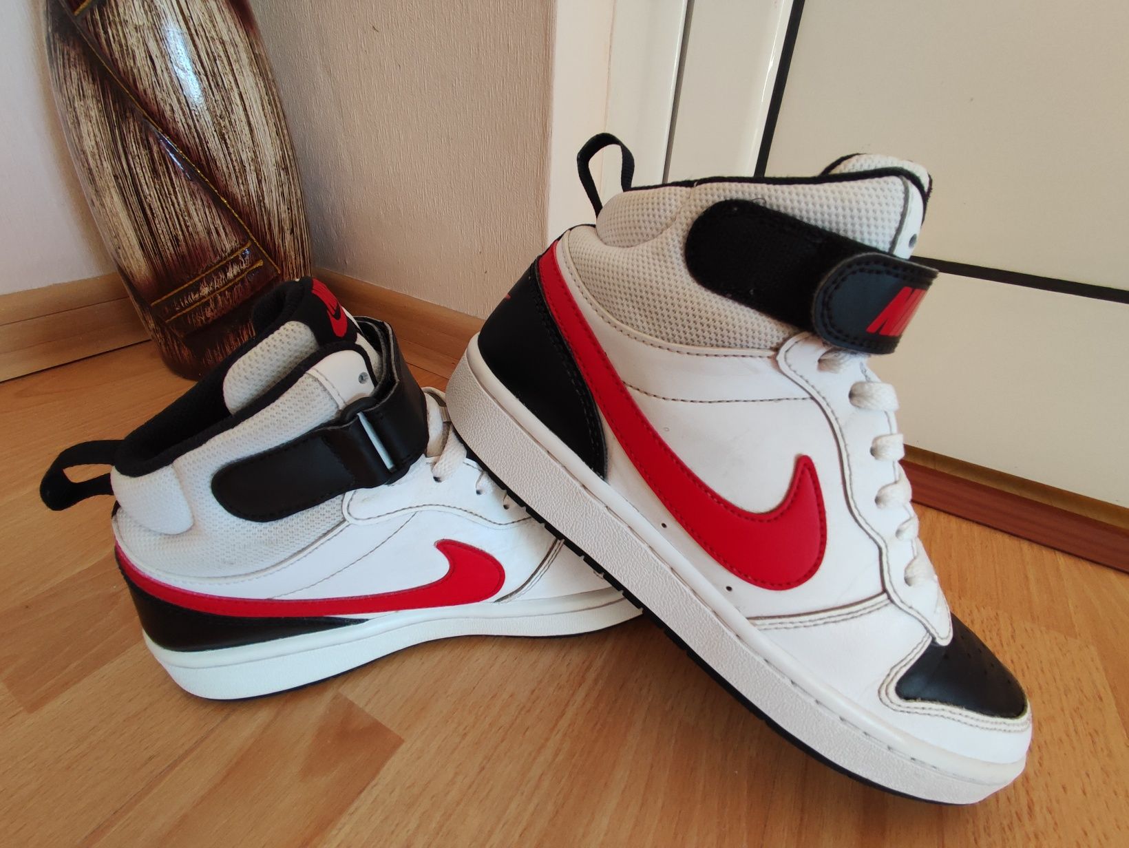 Маратонки Adidas uk 5.5 eur 38.5