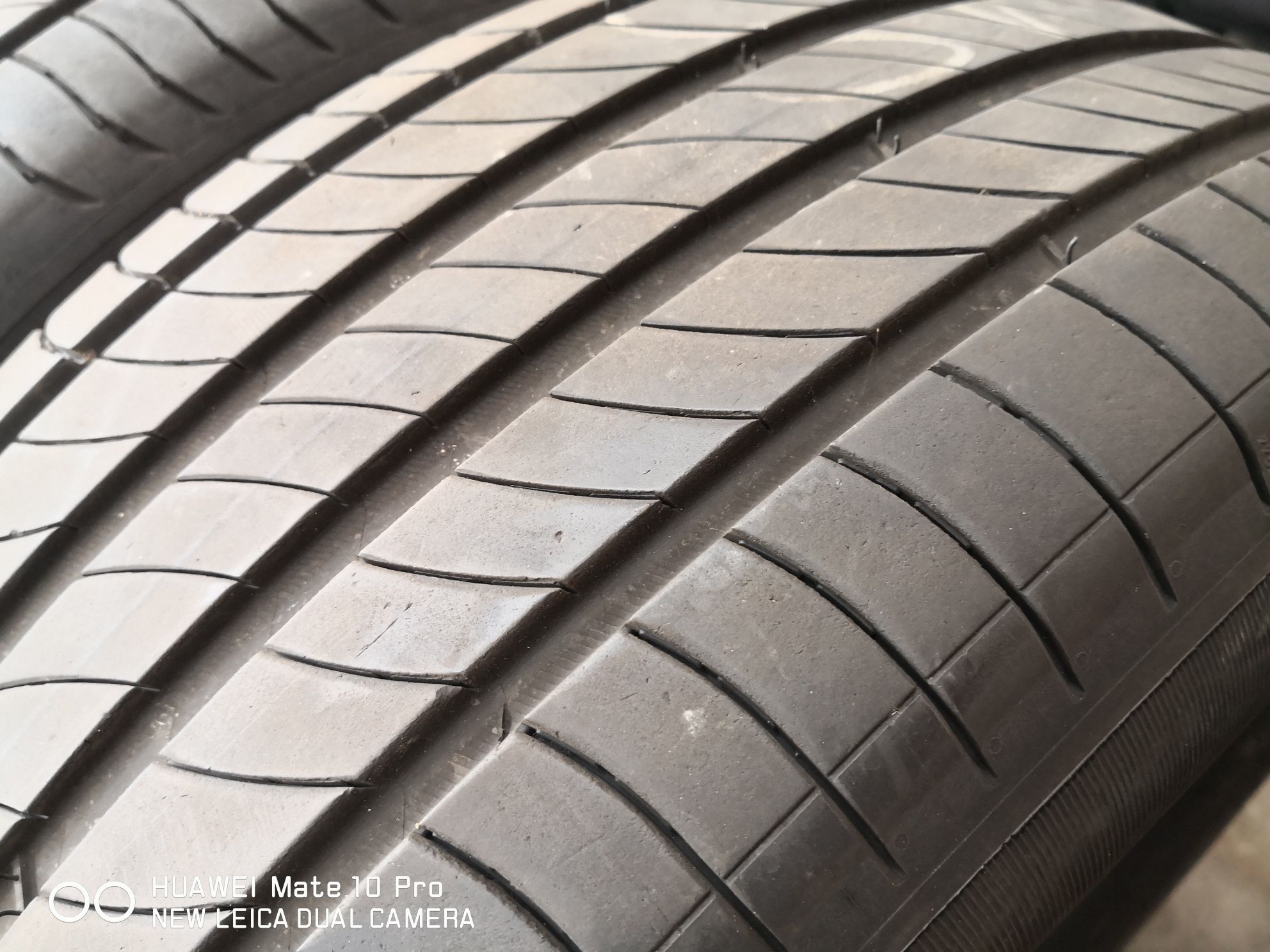 235 50 19 цола гуми като нови Michelin dot 21