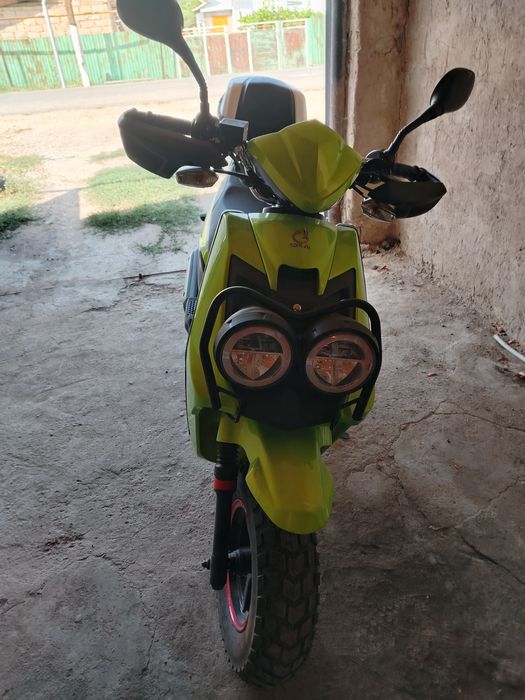 Скутер Boomer Sonlink