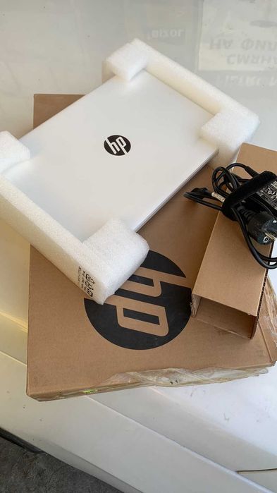 Hp i5-1035G1 SSD със двойна памет16/256GB