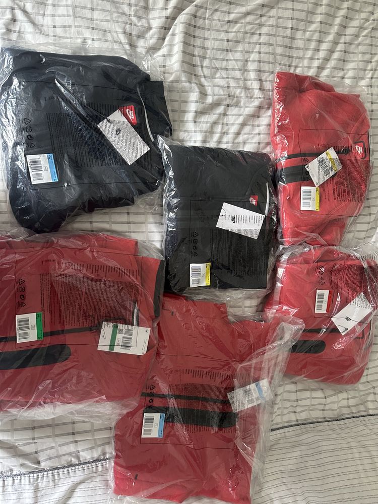Nike Tech оригинални с етикет