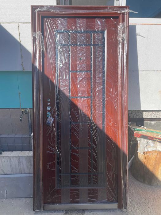 Атрактивни цени за нови метални входни врати - размери на каса 90x197