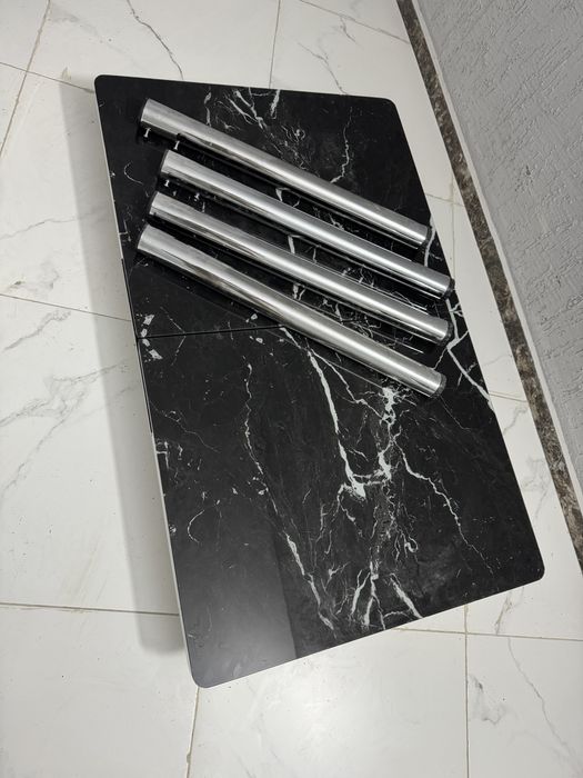 Кухонный стол раздвижной срочно